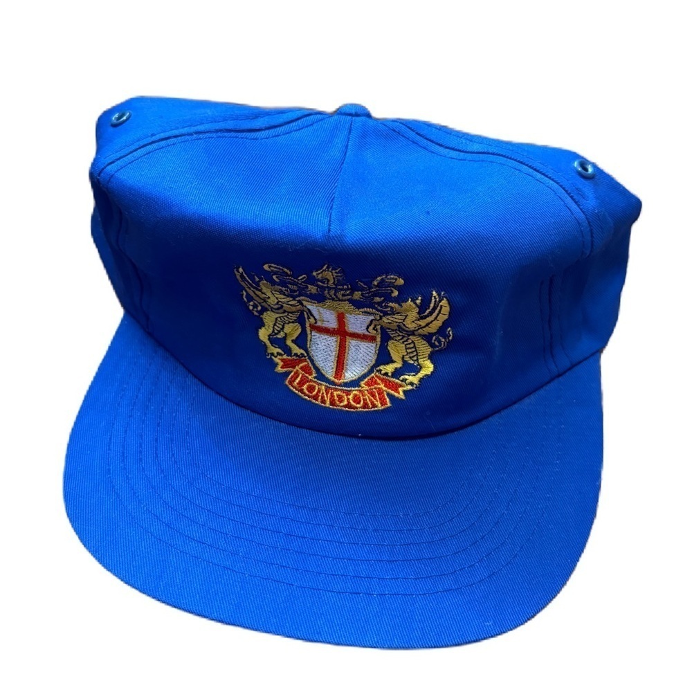 Vintage London Embroidered Crest SnapBack Hat Blue Gold 90s Trucker